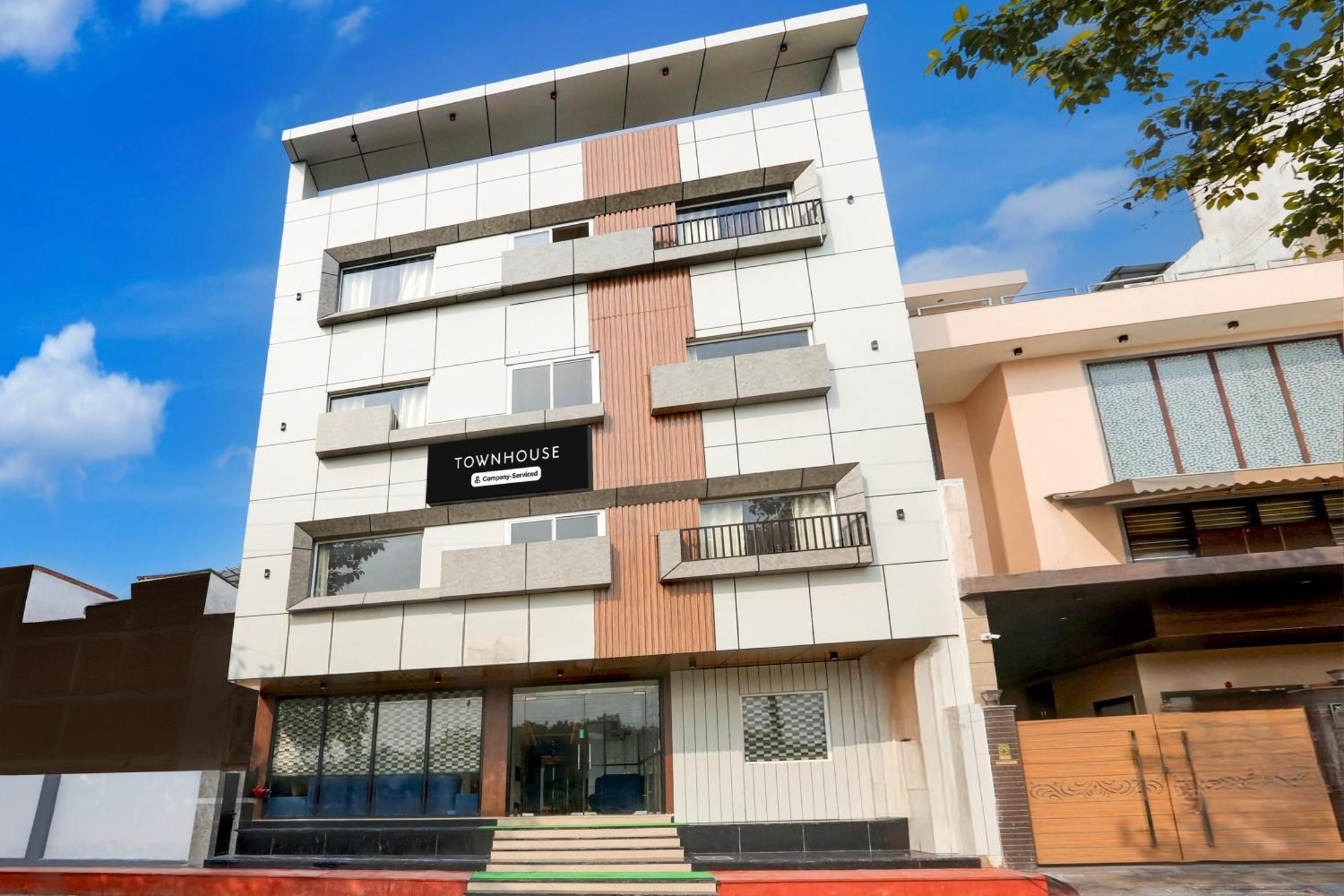 Super Townhouse Taj Nagri Phase 2 Formerly Grand Rivera Tājganj Buitenkant foto